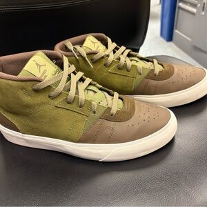 Nike Jordan Series Mid Pilgrim Olive White Sail Men’s 10.5 with original box